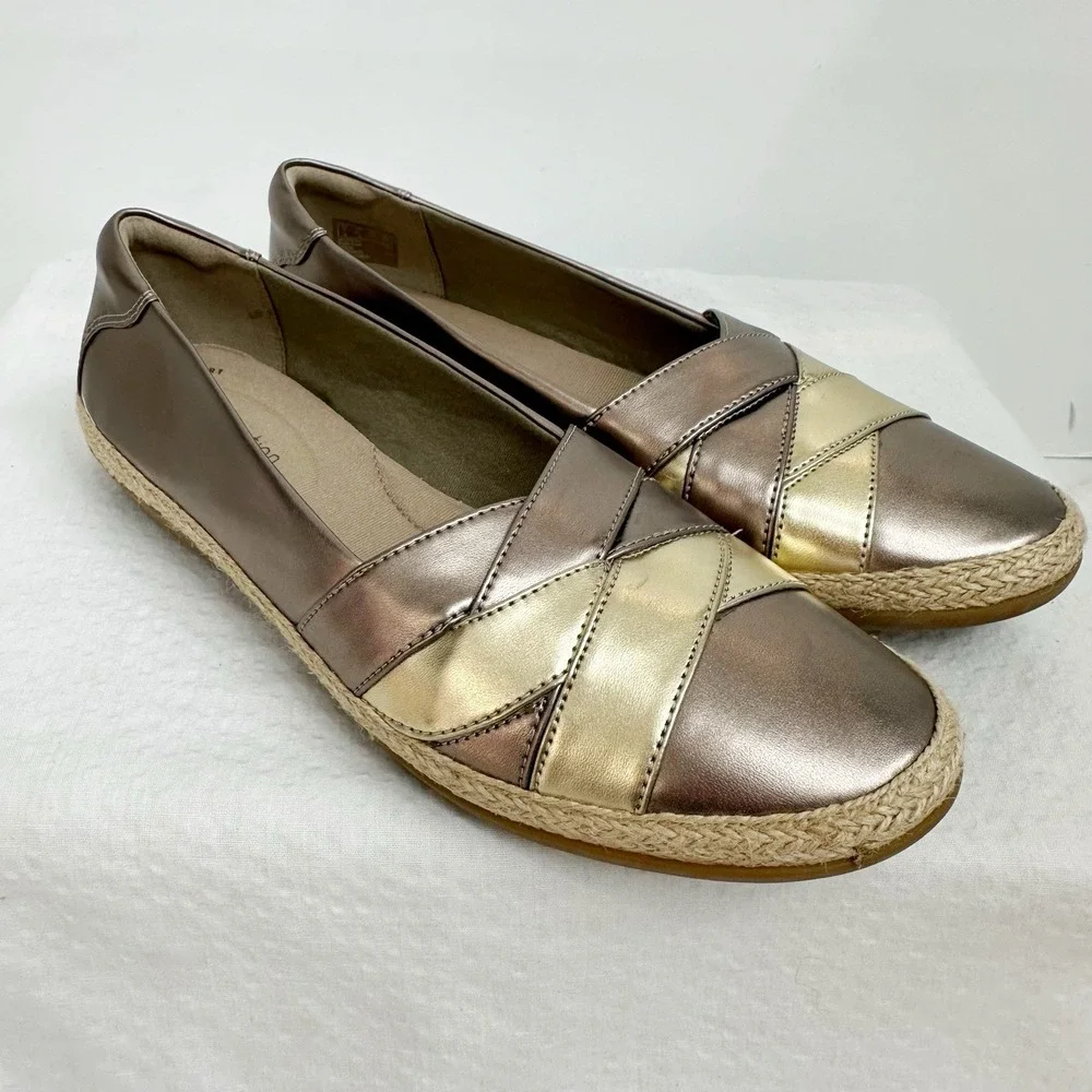 Clarks Women's 9.5 M US Danelly Shine Loafer, Pewter Gold Synthetic, Excellent‎